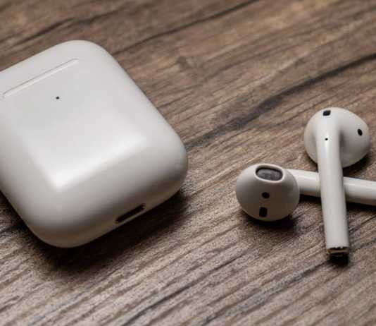 emag airpods ieftine 2020