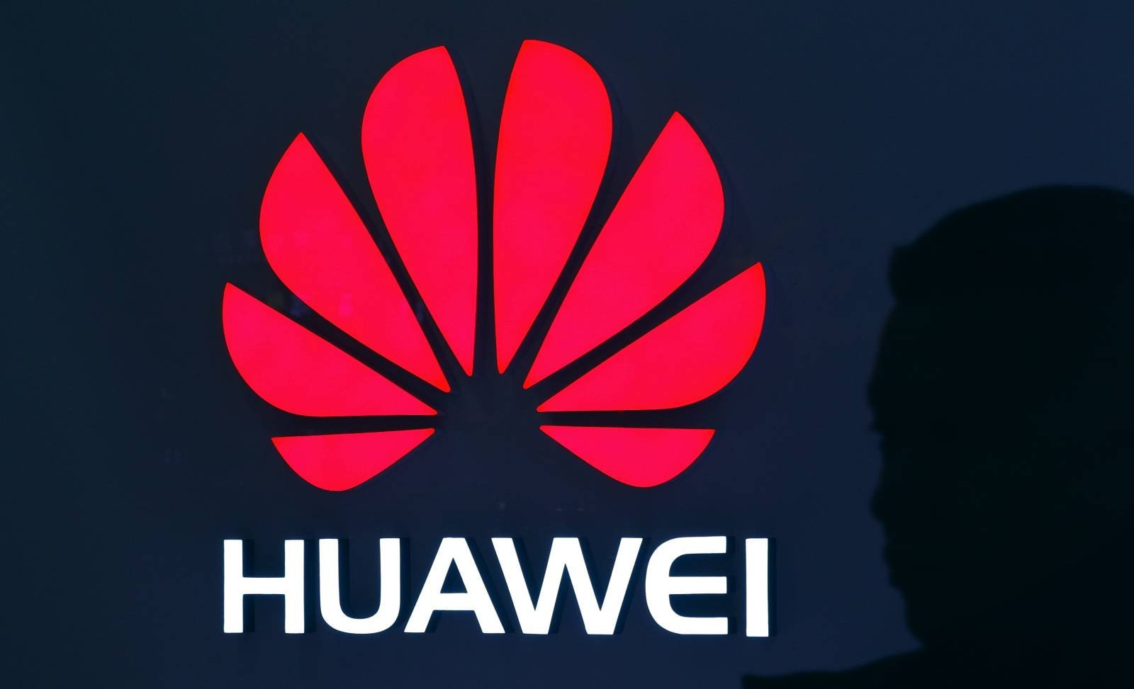 Huawei fabrica franta