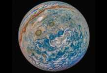 Planeta Jupiter: Imagine INCREDIBILA cu un Fenomen foarte RAR Planeta Jupiter coroana