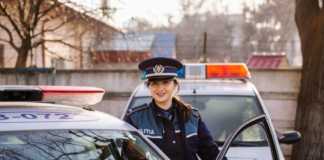 Pneus de la police roumaine