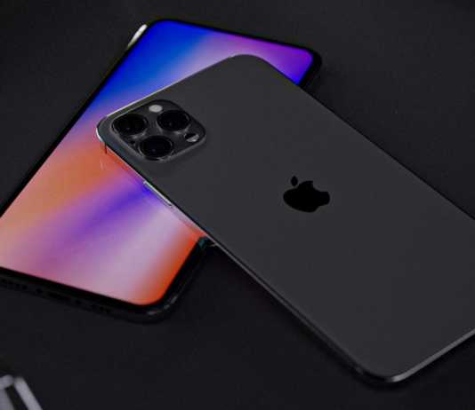 iPhone 12 camera 3D