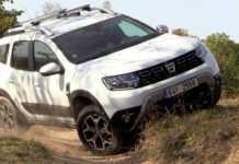 DACIA Duster teren
