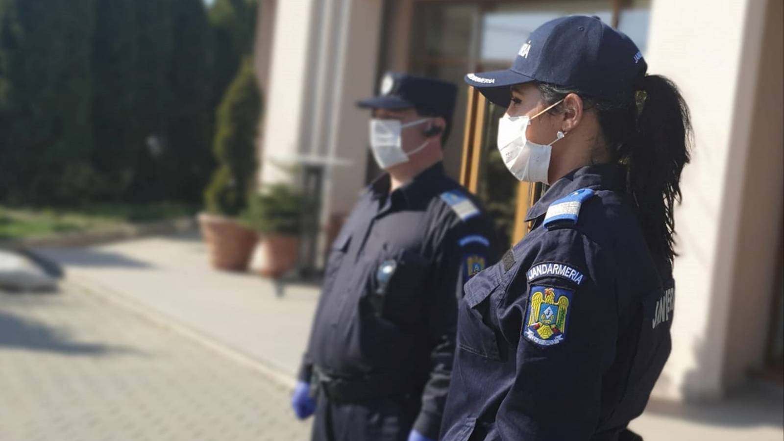 Romanian Gendarmerie food Easter parents