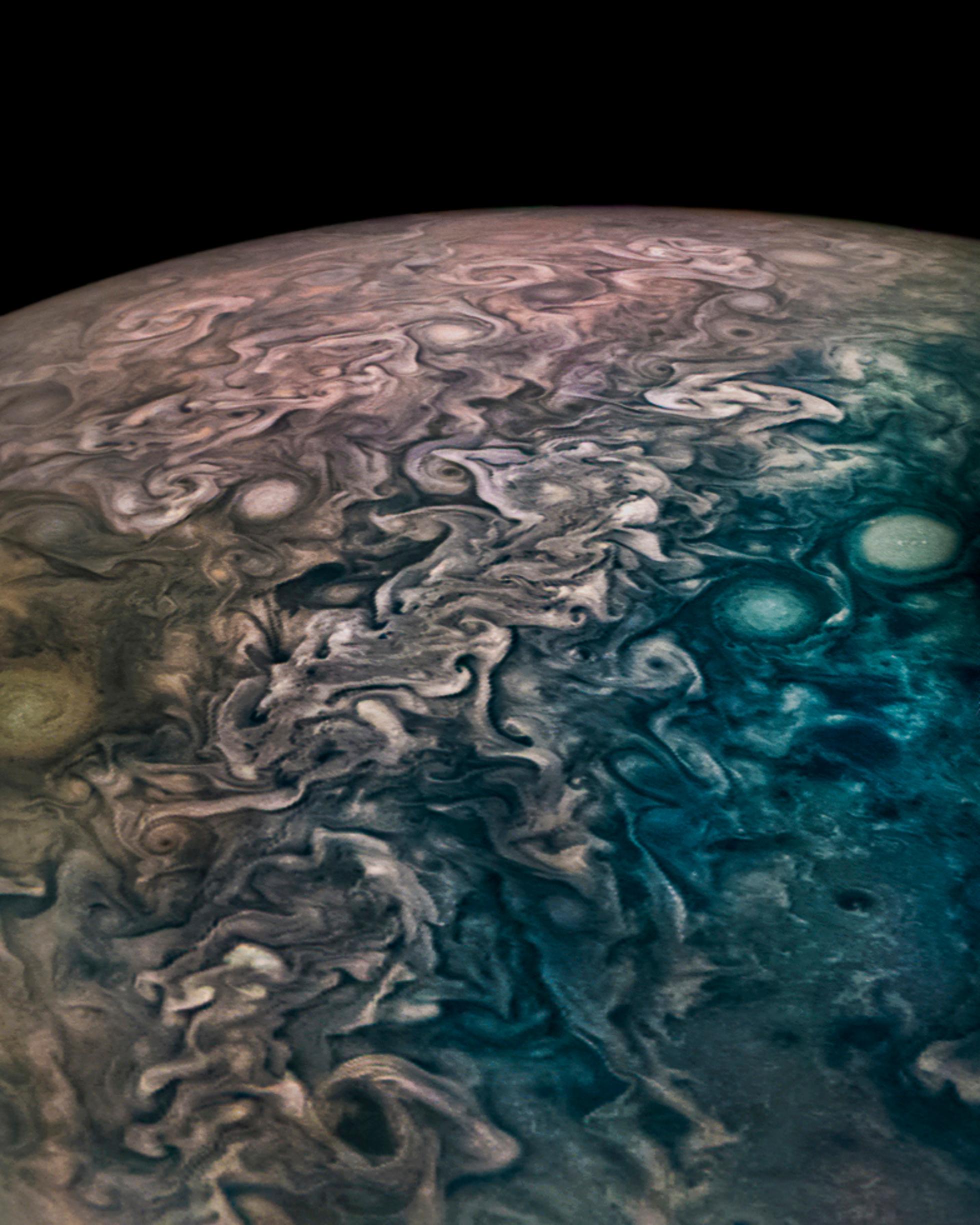 Planeta Jupiter aprilie nasa