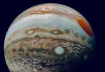 Planeta Jupiter inghet