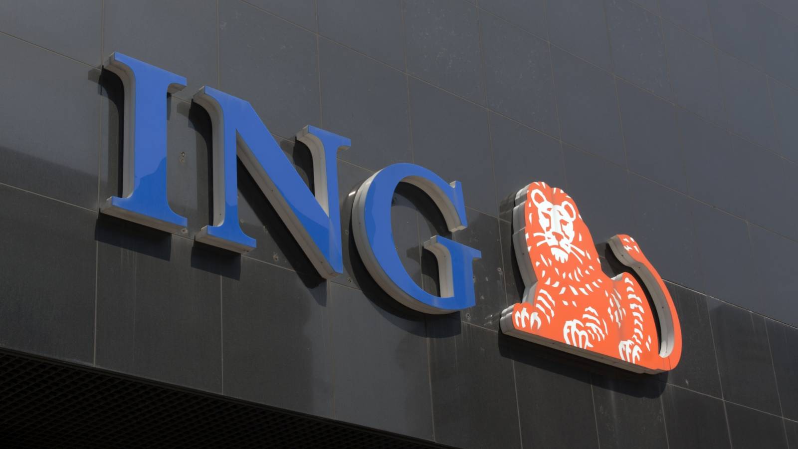 ING Bank restrictionari