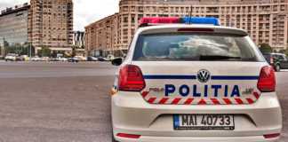 Carretera del conductor del alcohol de la policía rumana