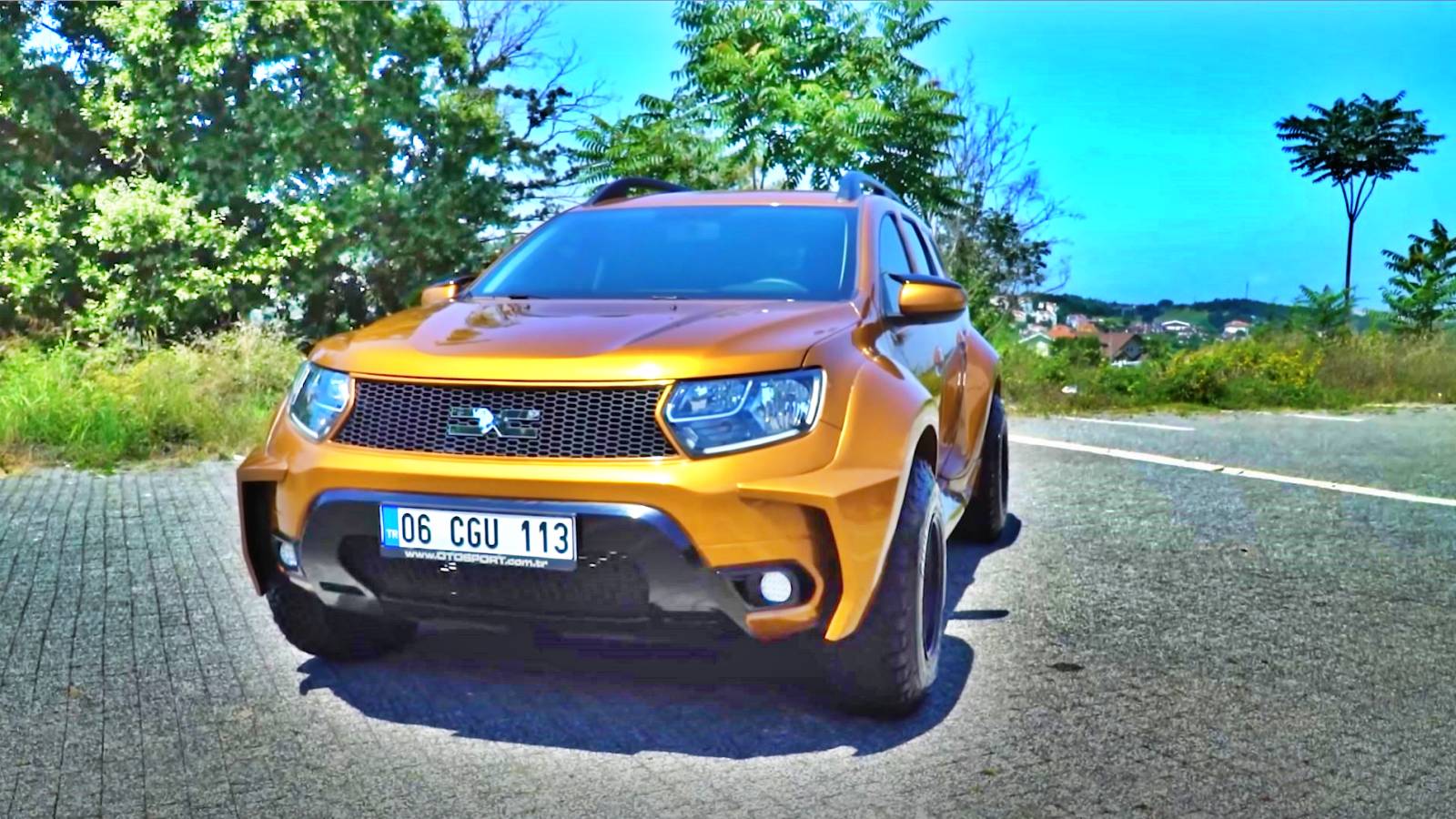 DACIA Duster Modelul SPECIAL care Trebui Lansat Mult Devreme