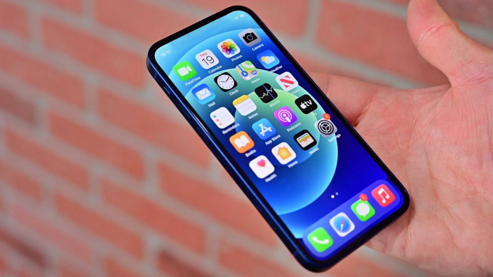 iPhone 15 släpps utan stöd för fysiskt SIM-kort