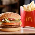Cat Costa Cei mai Scumpi Burgeri McDonald's Vanduti in Intreaga Lume