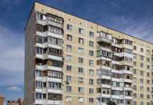 VIDEO Bloc Locuinte Cernihiv Ucraina Lovit Racheta Ruseasca