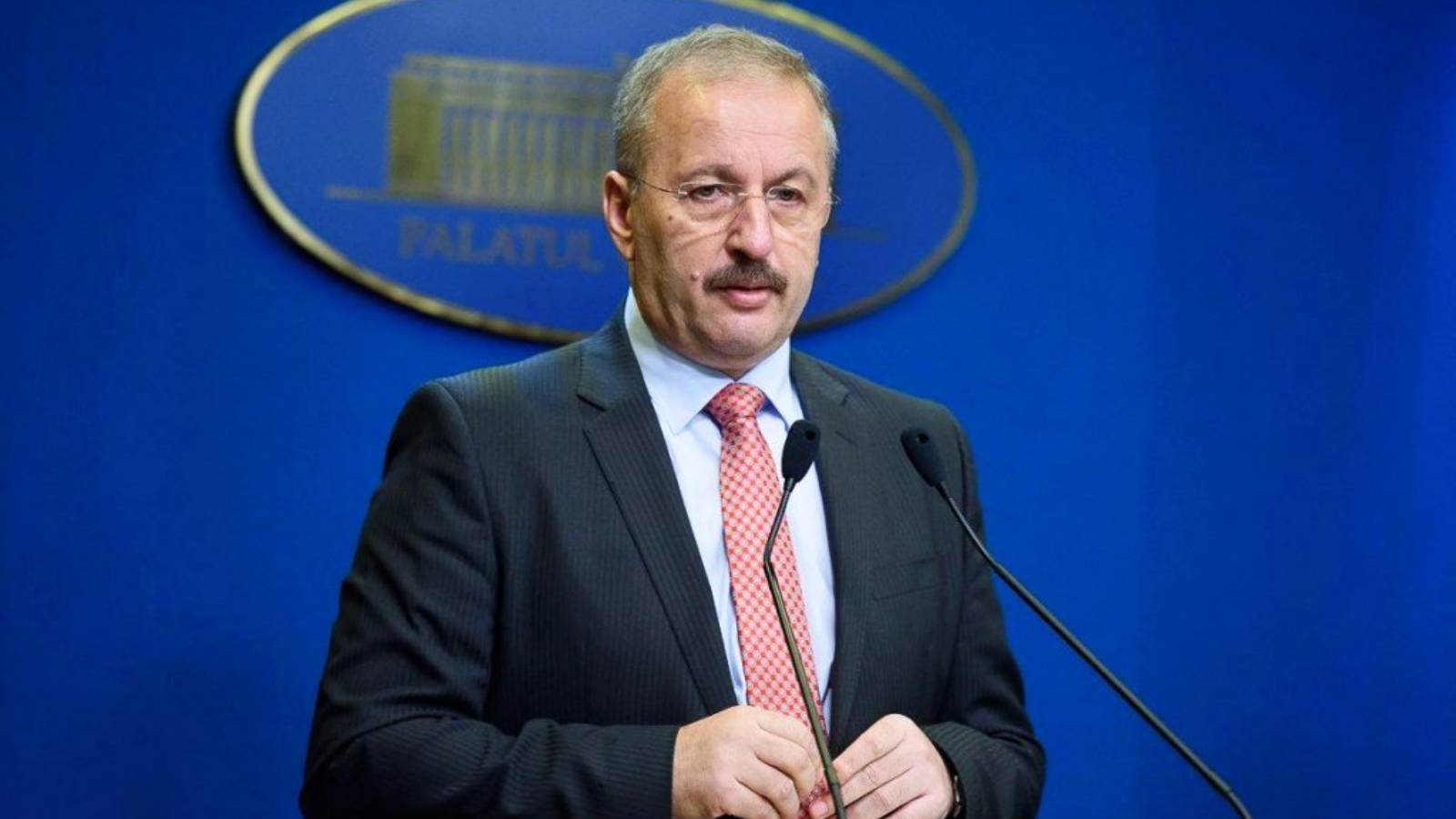 El Ministro de Defensa envía un llamamiento de última hora a millones de rumanos