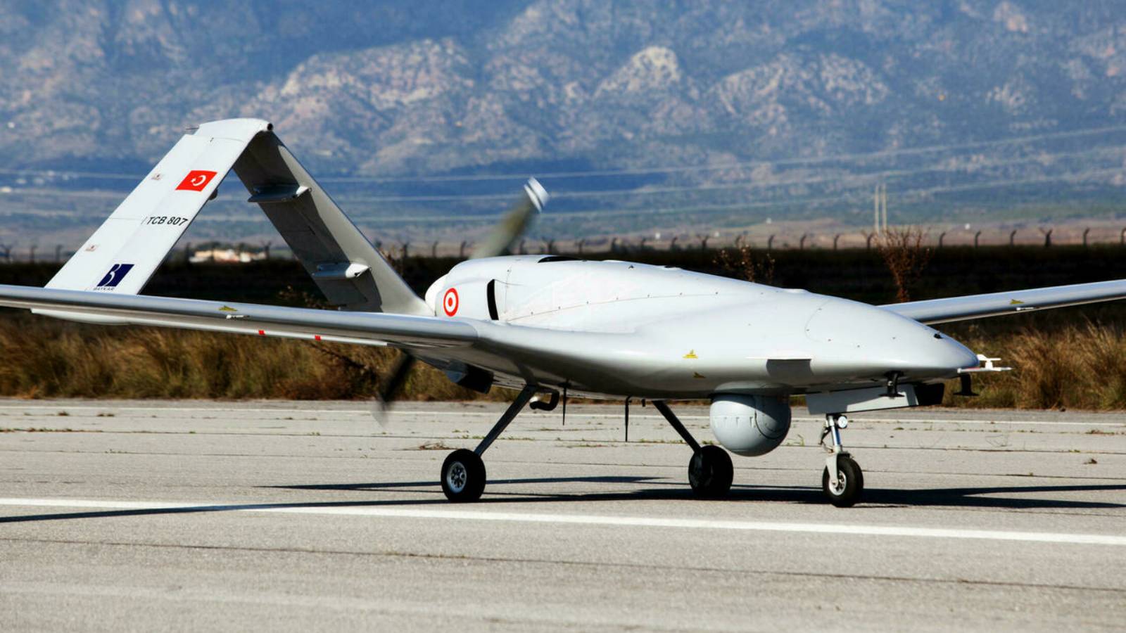VIDEO Atac Drona Armatei Ucrainiene Impotriva Convoi Militar Rusiei