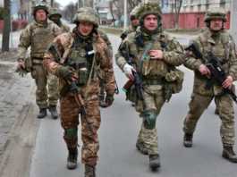 VIDEO Campo de batalla cerca de Kiev Imágenes presentadas Ucrania