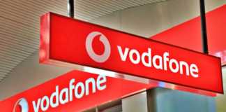 La notificación al cliente de Vodafone ofrece rumanos GRATIS