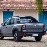 DACIA Duster Versiune Noua Modelului SPECIAL SUV Lansata spate