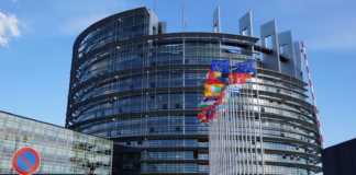 EU-parlamentet kräver hårda sanktioner mot Ryssland