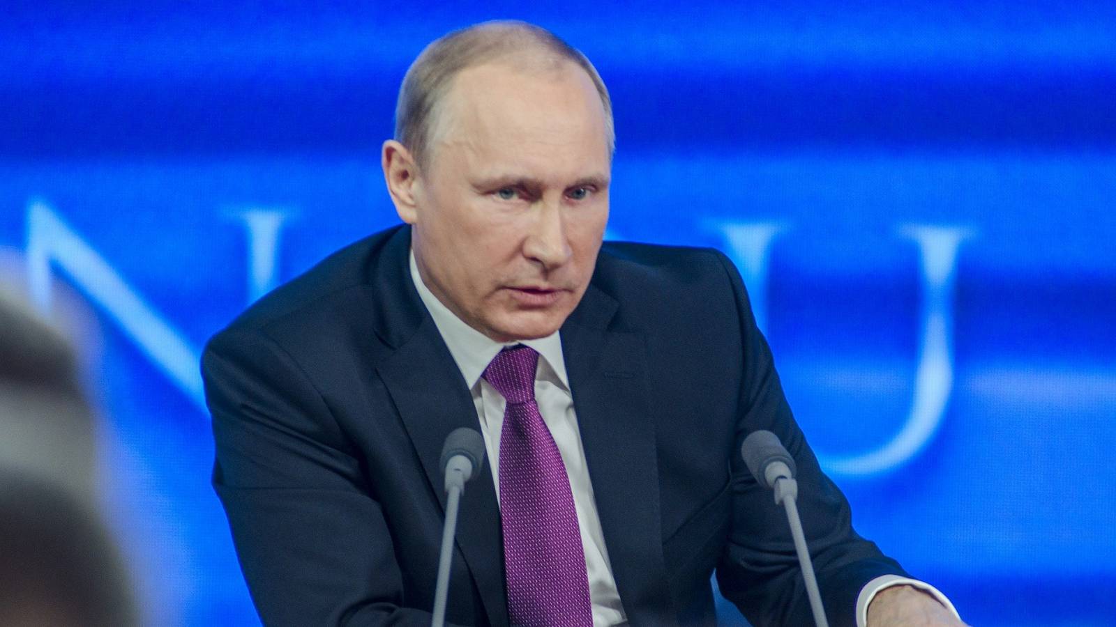 Vladimir Putin tillkännager invasionen av Ukraina VIDEO