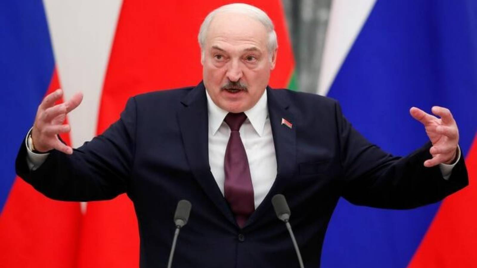 Aleksandr Lukasjenko anklagar Polen för att vilja stycka Ukraina och Vitryssland
