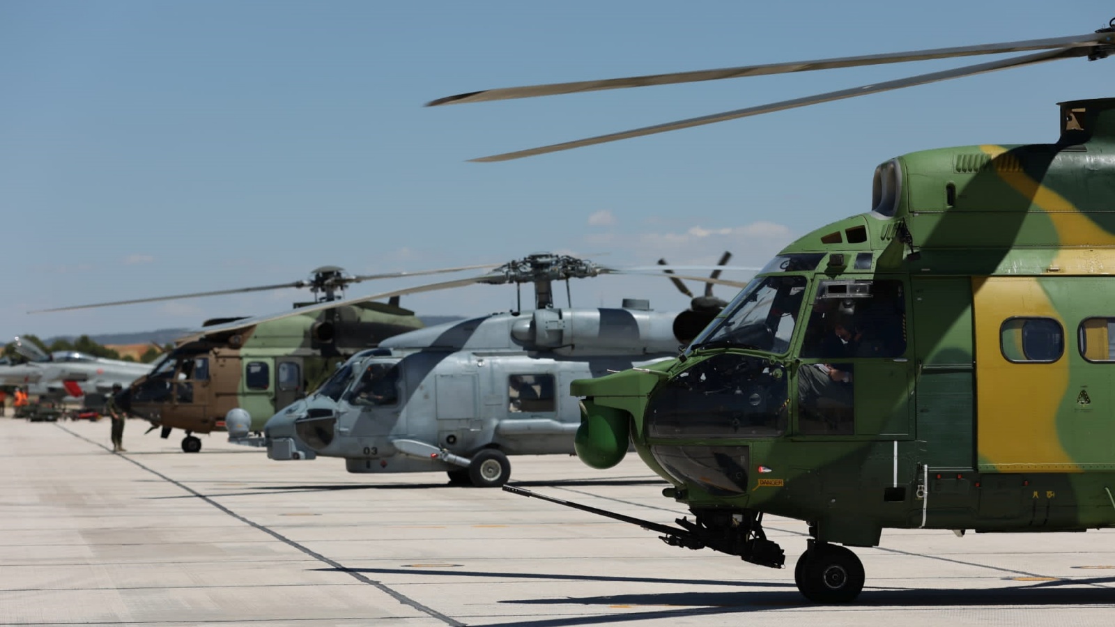 Elicotteri dell'aeronautica rumena Addestramento d'élite di elicotteri europei