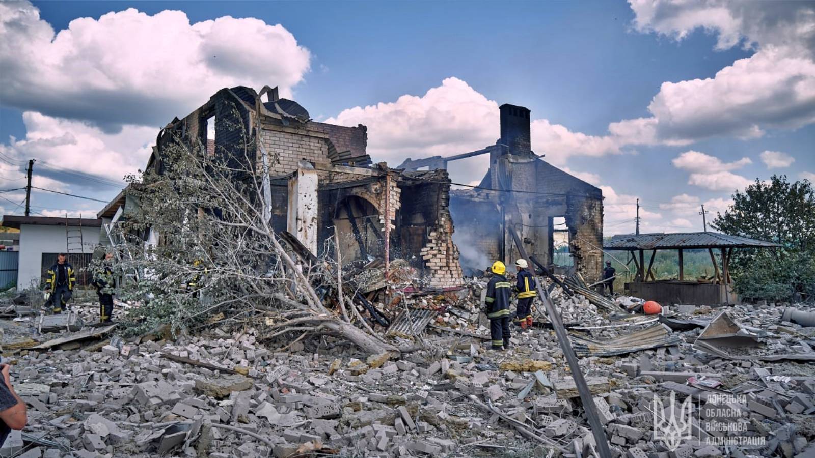 FOTO Dussintals hus förstörda eller skadade efter nya bombardement i Kramatorsk