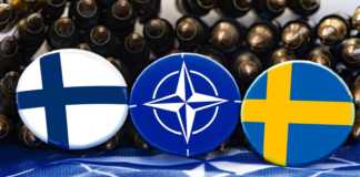 Finalnda Suedia semnat protocoalele aderare NATO