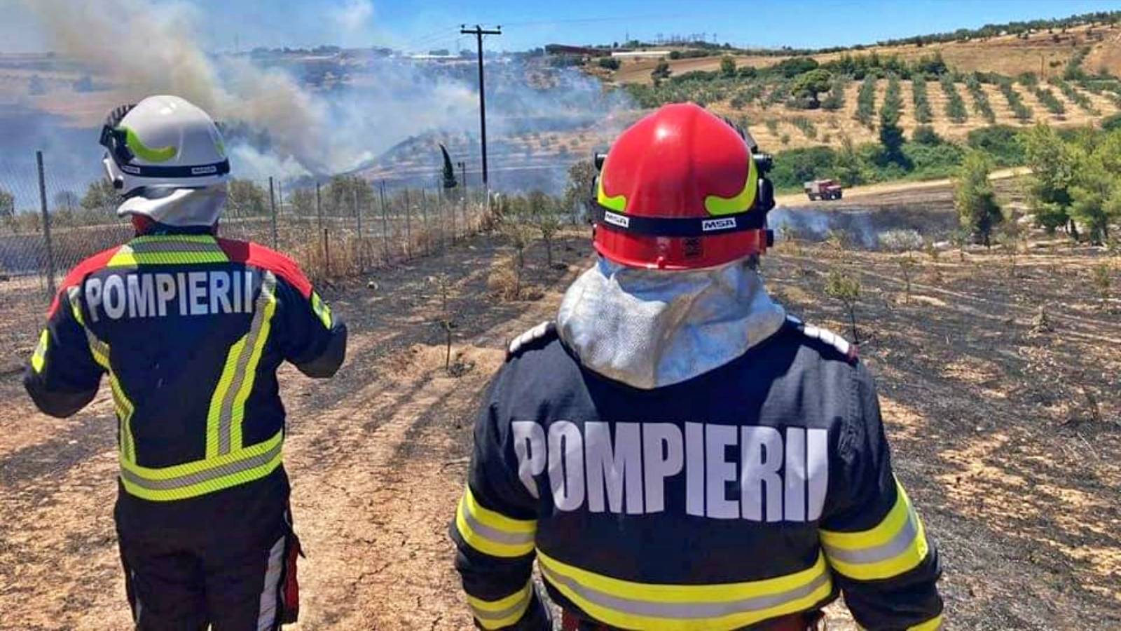 I vigili del fuoco rumeni hanno partecipato alla prima missione antincendio in Grecia