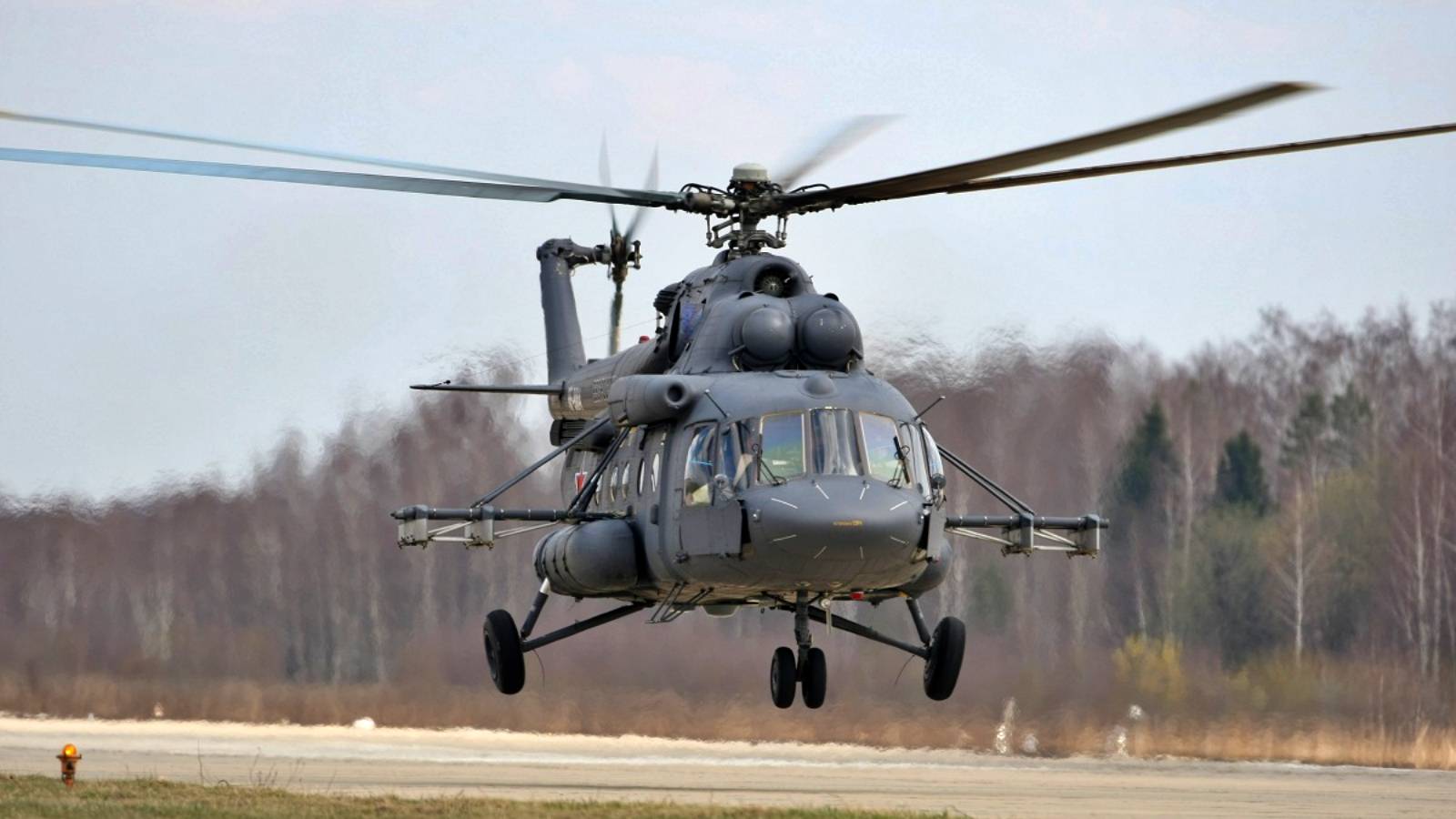 VIDEO Het moment van de Mi-8 helikoptercrash van het Russische leger