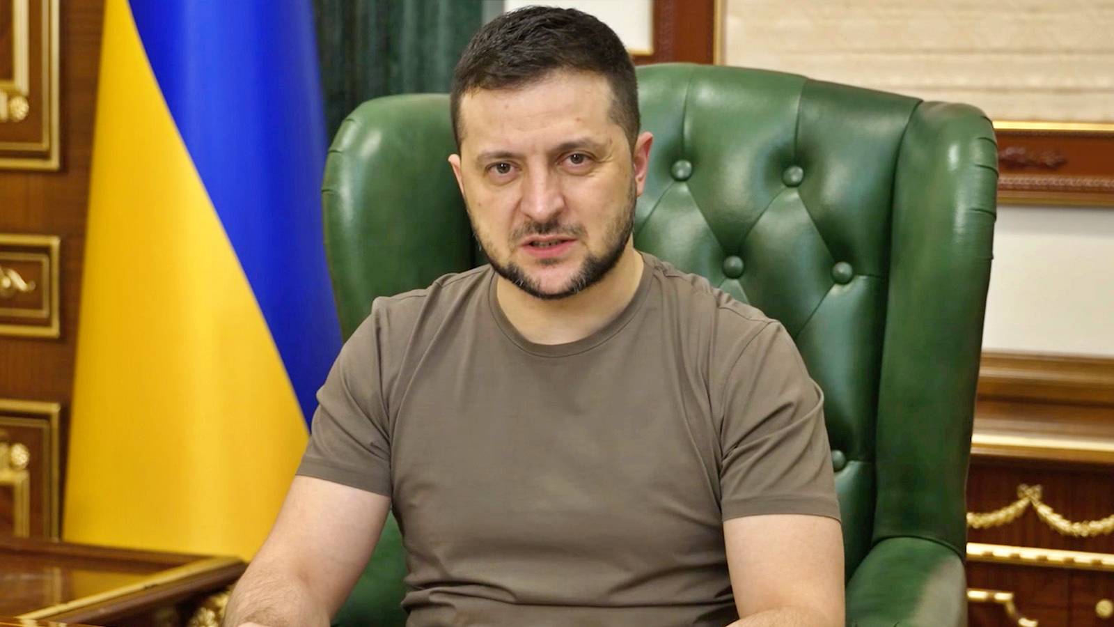 Volodymyr Zelensky anklagar Ryssland för att ha bombat ukrainares hem i fem regioner i Ukraina