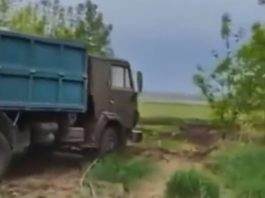 VIDEO DRAMATIC, Soldatul Rus care a fost Ucis de o Mina Anti-Tanc