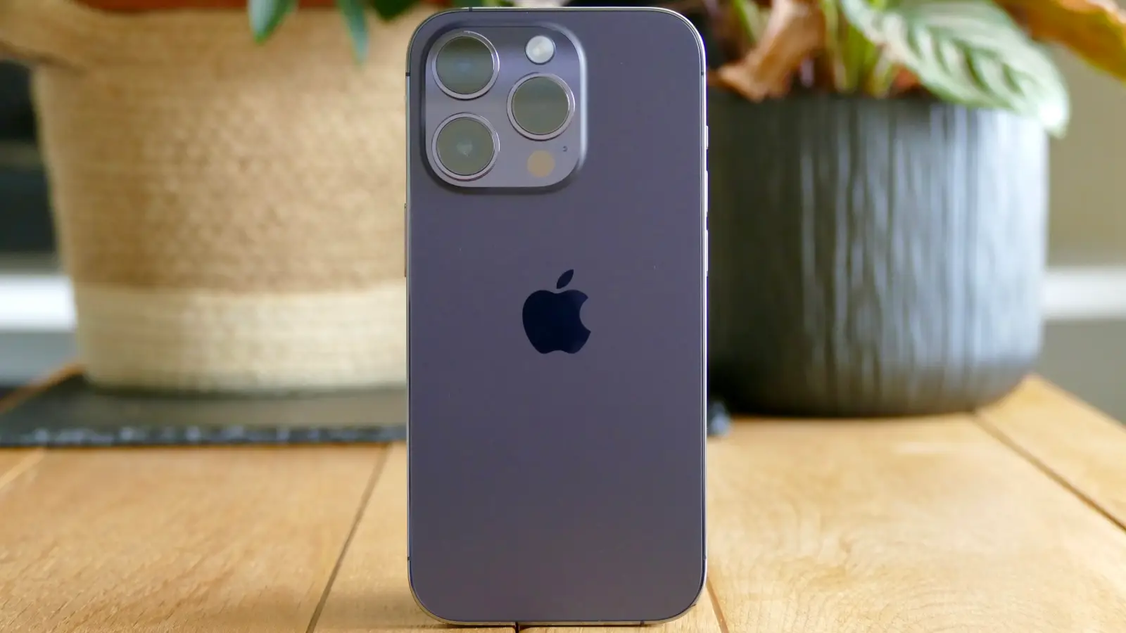 Rozczarowanie sprzedażą iPhone'a 14, Apple rezygnuje ze wzrostu produkcji