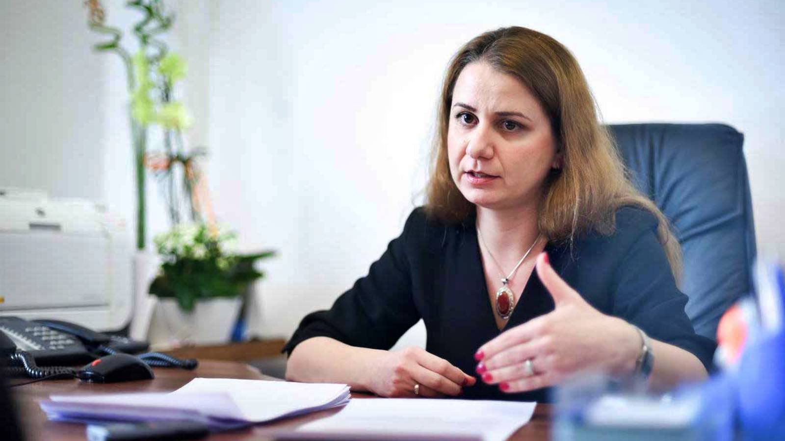 Ogłoszenie Ministra Edukacji OSTATNI RAZ Ważne działanie na rzecz przyszłości rumuńskich uczniów