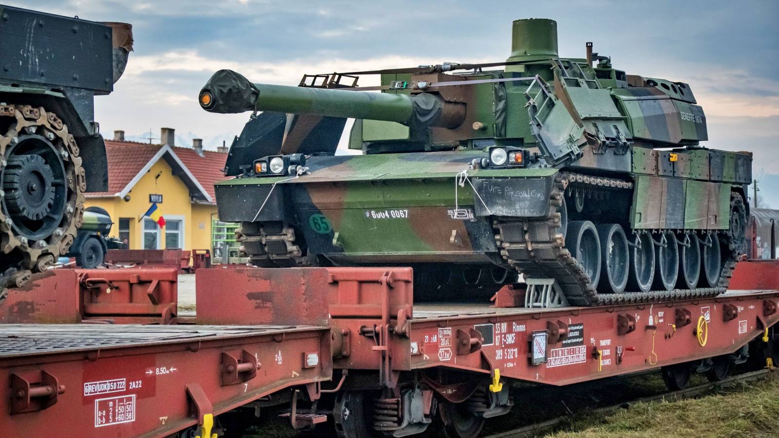 NATO a Adus in Romania Tancuri Leclerc ale Grupului de Lupta Francez