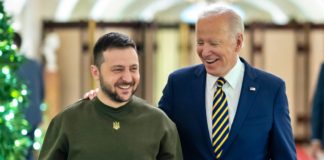 Joe Biden Promite si mai Mult Ajutor Militar Ucrainei in Plin Razboi