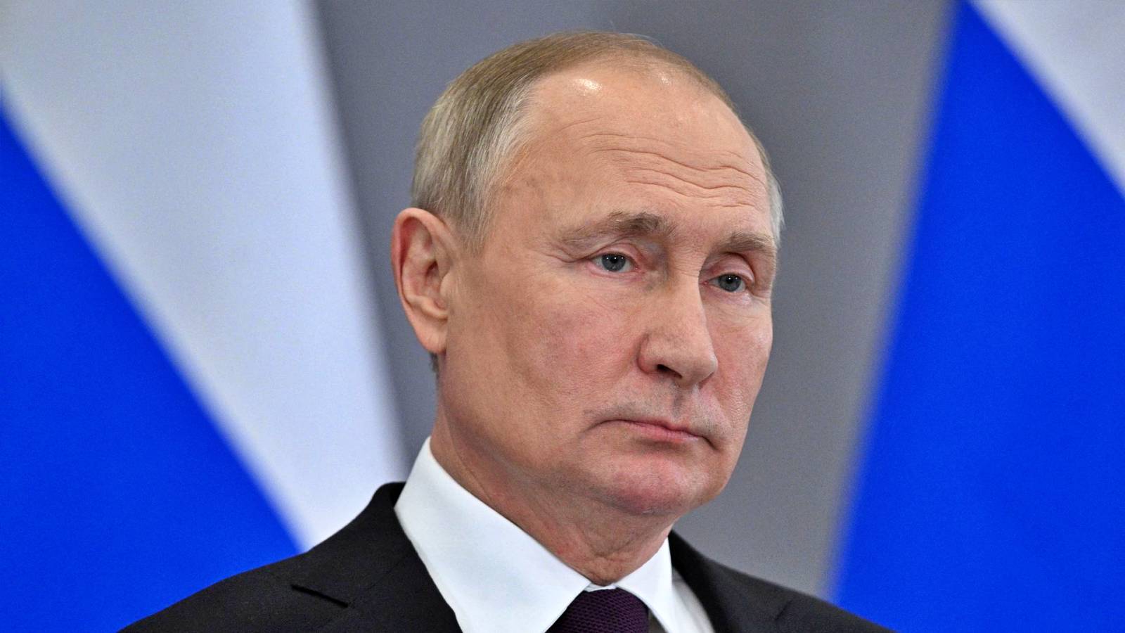 Vladimir Putin annoncerer en RADIKAL beslutning af Rusland i fuld krig med Ukraine
