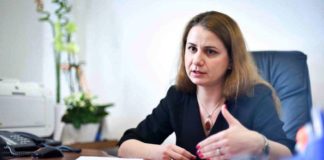 Undervisningsministeren annoncerer VIGTIGT beslutning Fremtiden for rumænske skoleelever