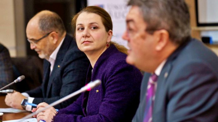 Ministrul Educatiei Anunta Oficial Elevi IMPORTANTA Hotarare Aplicata Scoli Ministrul Educatiei Anunta Oficial Elevi IMPORTANTA Hotarare Aplicata Scoli