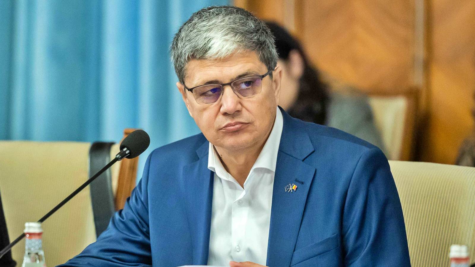 Marcel Bolos kondigt officieel de LAST MINUTE-beslissingen aan over de toekomst van miljoenen Roemenen