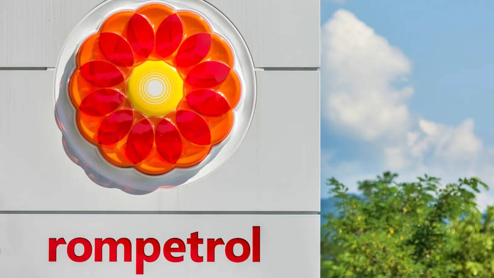 Rompetrol's message IMPORTANT Romanian Gas Stations Country