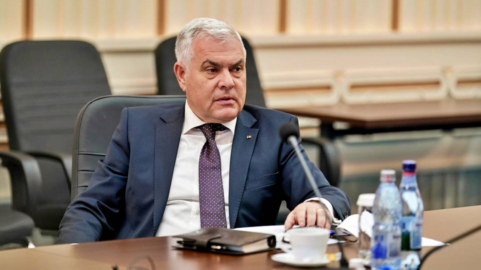 La decisione del Ministro della Difesa dell'Esercito Rumeno L'ULTIMA VOLTA è stata annunciata dai rumeni