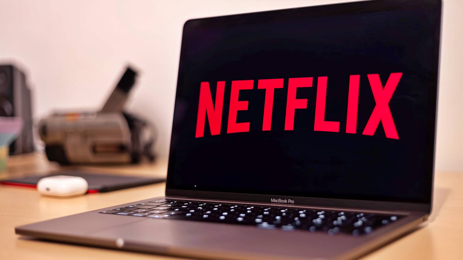 Netflix Messaggio Romani NASCONDI Piattaforma di streaming