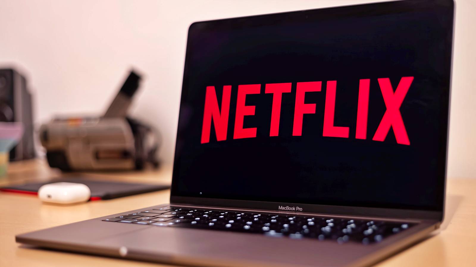 Netflix Vestile EXCELENTE Romani Anuntul Oficial Surprize