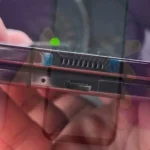 Samsung GALAXY Z Flip 5 Imagini REALE Telefon Inaintea Lansarii lateral