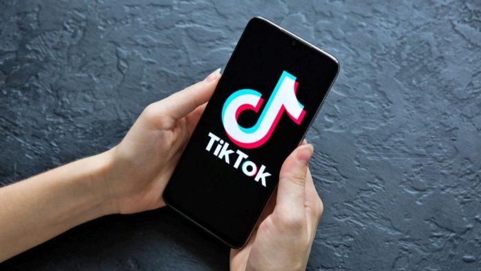 TikTok Anunt pentru Telefoanele iPhone si Android ce Trebuie sa Stii TikTok Anunt pentru Telefoanele iPhone si Android ce Trebuie sa Stii