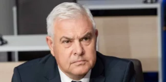 Försvarsminister Rumänska armén Mellan VIKTIGT officiellt meddelande rumäner