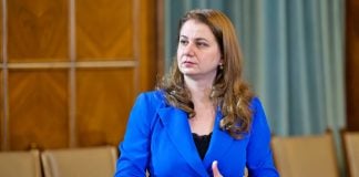 Utbildningsminister NÖDVÄNDIGT ingripande Skolor på nationell nivå Hela Rumänien
