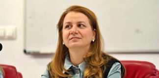 Minister van Onderwijs LAATSTE MOMENT Kennisgeving Roemenen Maatregelen besloten Roemenië 1 december