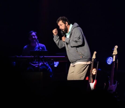 Adam Sandler, revine în lumea stand-up comedy pe Netflix