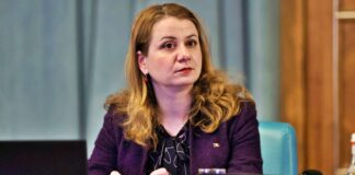 Ligia Deca Transmite 2 Mesaje Romani Actiunile Ministrului Educatiei