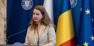 El Ministro de Educación Importante ÚLTIMA HORA Orden de enmienda Instituciones educativas rumanas